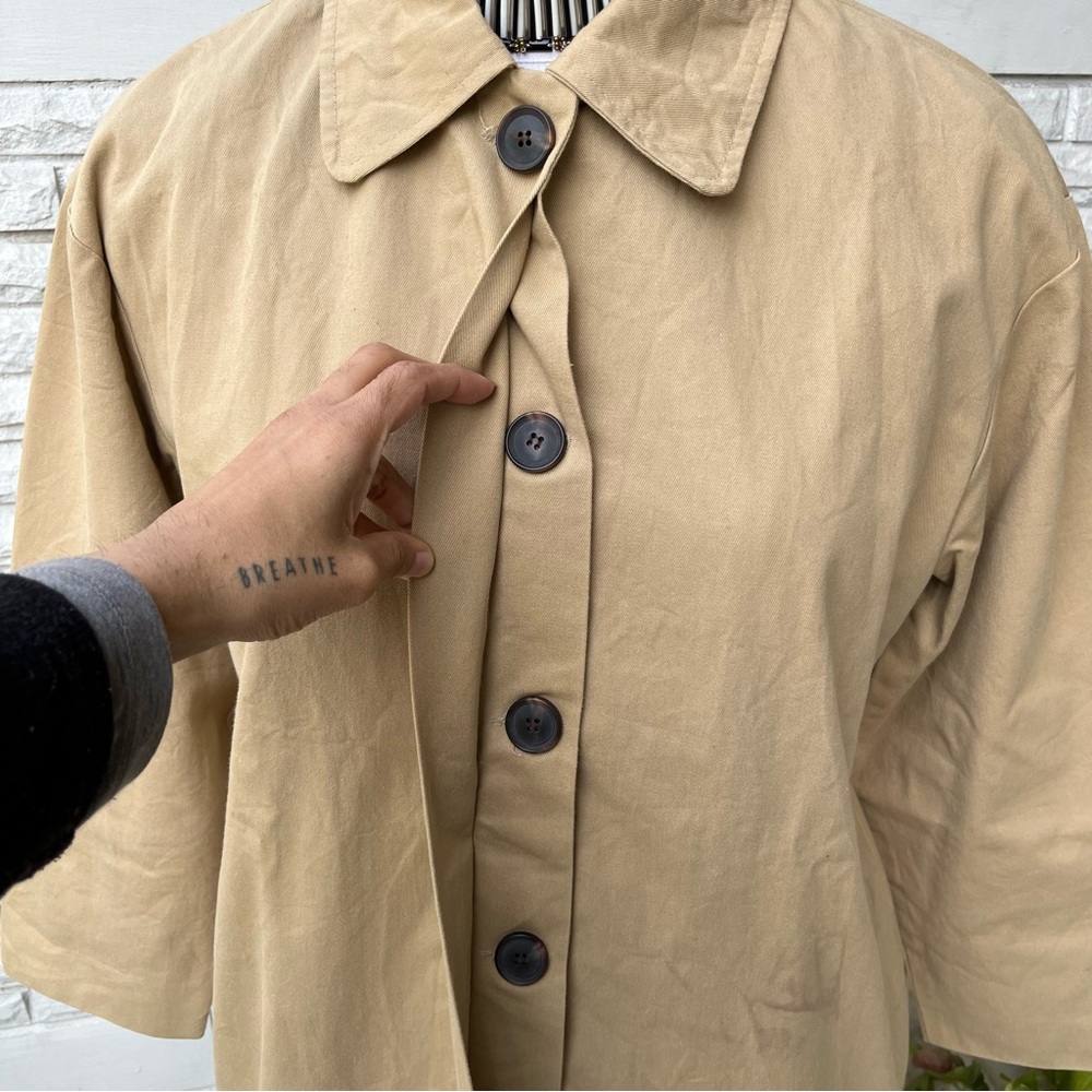 Simple Beige Collared Overcoat - Picture 4 of 9